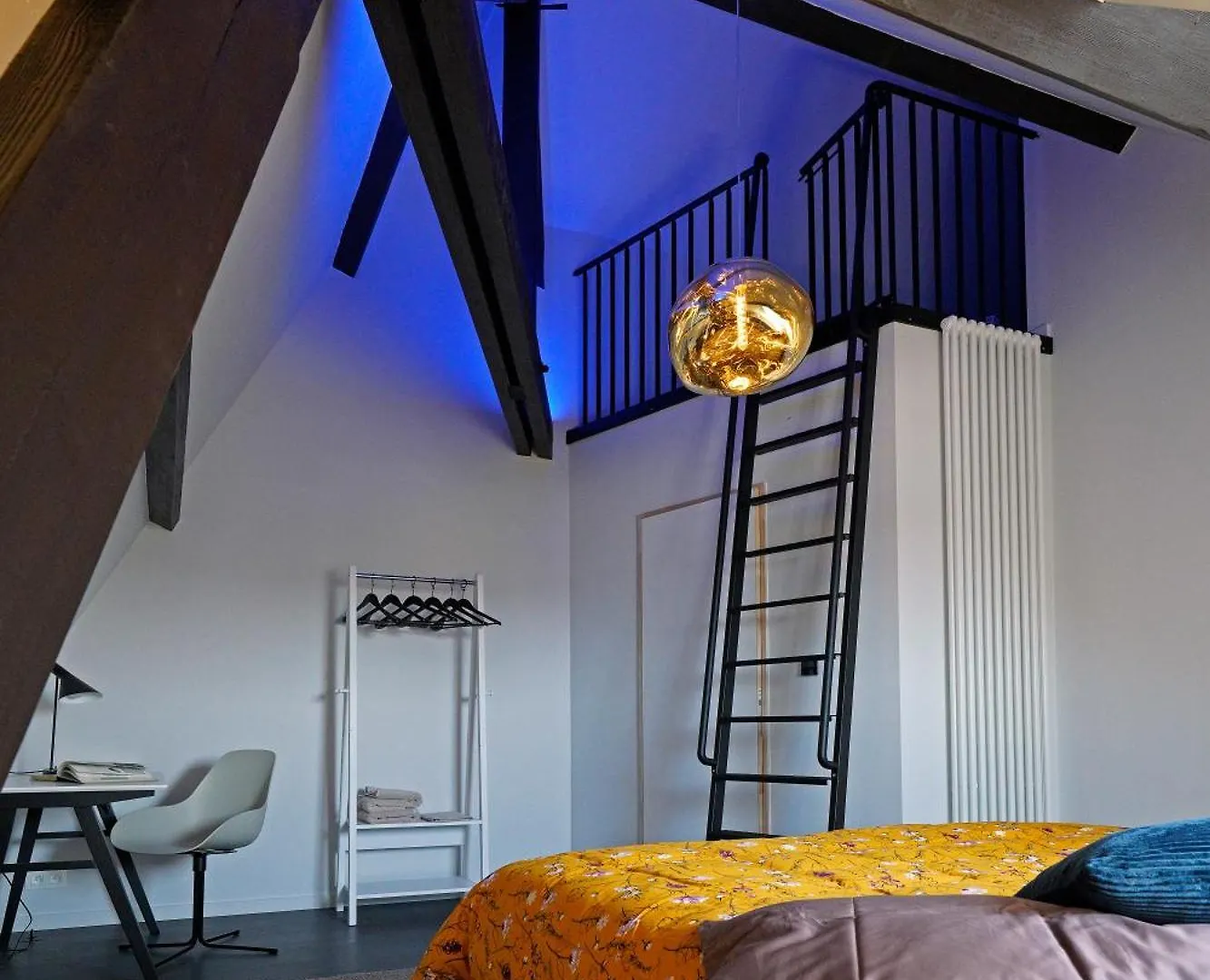 B&B Het Havenhuis Brygge