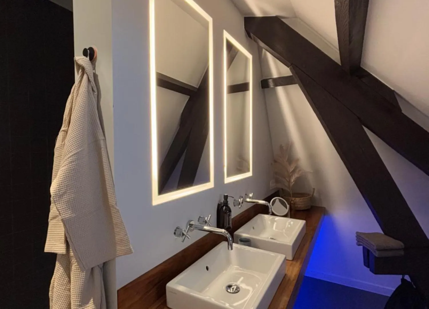 B&B Het Havenhuis Brygge 0*,